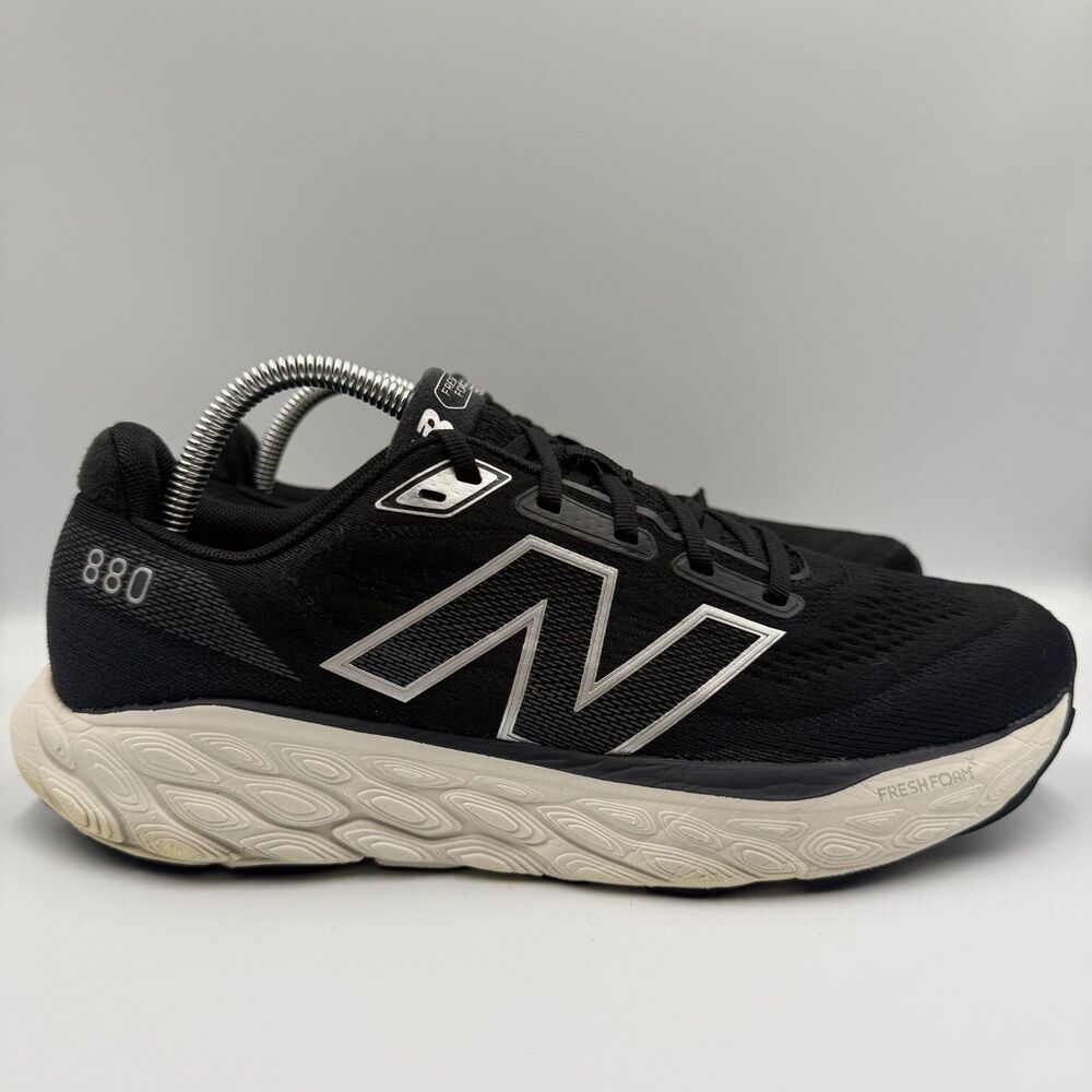 New Balance Fresh Foam X 880v14 Men's Size 9 D Black White Running Shoes M880B14